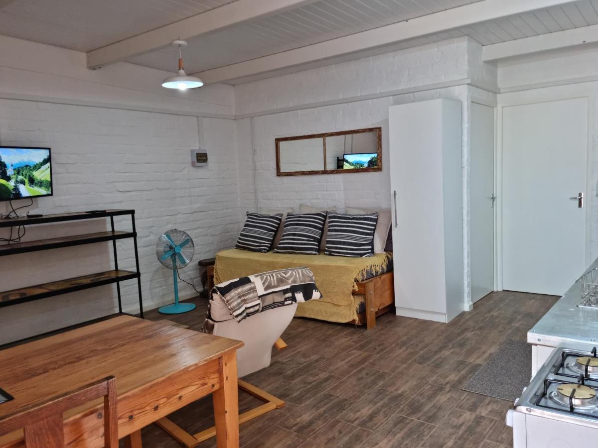 טולבאך Greenhouse Accommodation מראה חיצוני תמונה